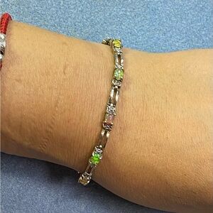 925 silver elegant design bracelet with opal cabochons